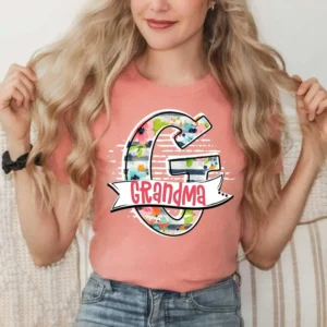 Grandma personalized initial shirt, Mothers Day gift, New mom shirt, Grandma shirt, Custom mothers day gift, Grandma t-shirt